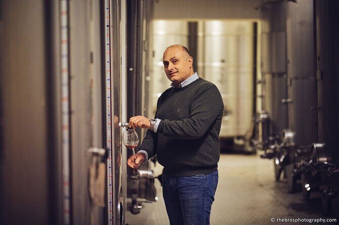2-hour tasting of 5 wines in Sorrento - The barrel-cellar tasting room: the moment it turns into a true experience