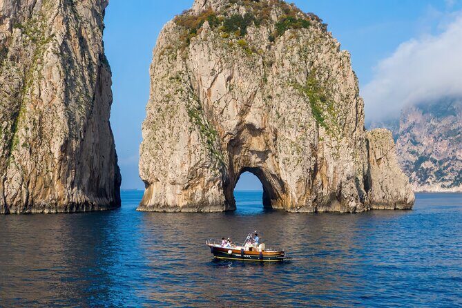 3-hour private boat tour of Capri - Price and value: what $480.61 buys you in real terms