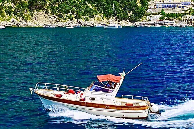 3-hour private boat tour of the island of Capri - Blue Grotto: The Separate €18 Entrance and Why Conditions Matter