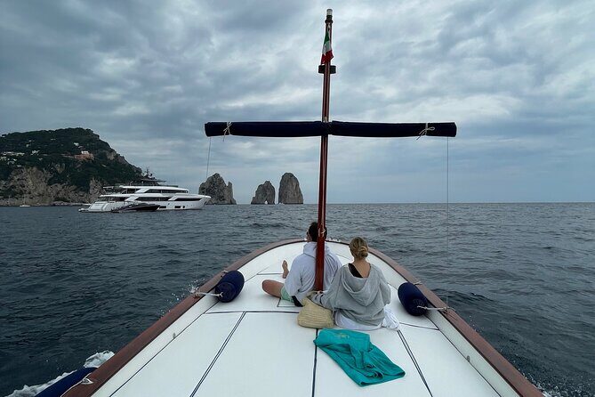 3 hour private boat tour on the island of Capri - Snorkeling, towels, and how to pack for Capri water time