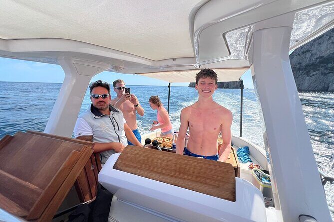 All inclusive Capri Boat and City Tour from Sorrento - Punta Ventroso: Aperitif Time on the Boat (Plus Optional Shore)