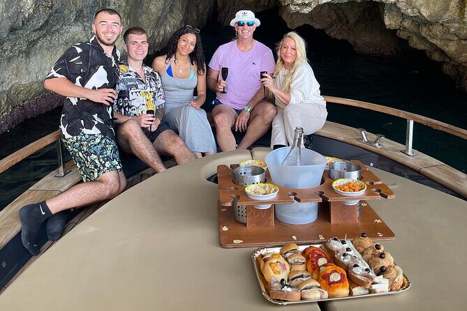 All-Inclusive Capri Boat Tour with City Visit from Positano - From Positano to the water: meeting point, timing, and what to expect