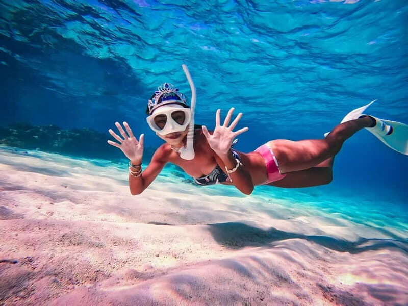 Amalfi: Boat Adventure Caves, Beaches, Snorkeling & Positano - Amalfi start: photos now, calm later