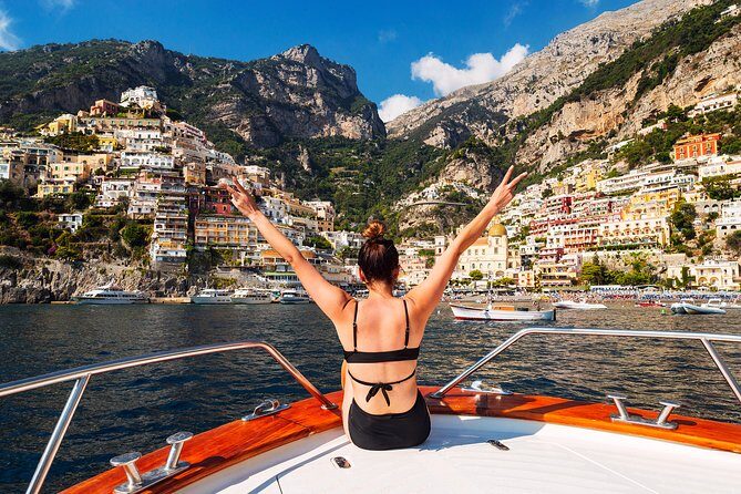 Amalfi Coast Boat Tour from Sorrento with Positano Visit - Gulf of Salerno cruising: the coast looks different from water