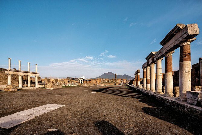 Amalfi Coast: Pompei & Vesuvius small group with Skip the line tickets - Why this small-group format matters on the Amalfi Coast