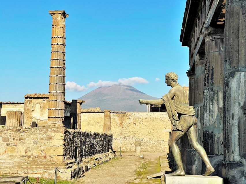 Amalfi Coast: Pompeii, Vesuvius, & Wine Tasting with Lunch - Mount Vesuvius hike: steep trail, crater time, and what to wear