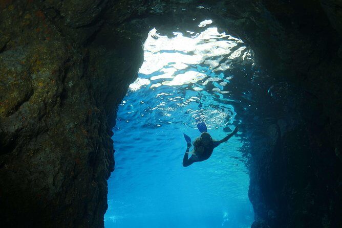 Amalfi Coast & Positano: Boat Tour with Snorkeling & Drinks - Why this Amalfi boat beats the “stuck in traffic” option