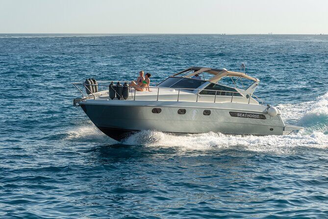 Amalfi Coast Private Boat Day with Swim Stops & Prosecco - Stop 4: Praiano and the Cala della Gavitella swim-and-snorkel moment