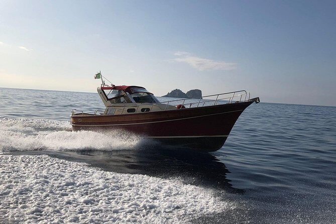 Amalfi Coast PRIVATE boat excursion from Positano - Meeting Grassi Junior in Positano Without Stress