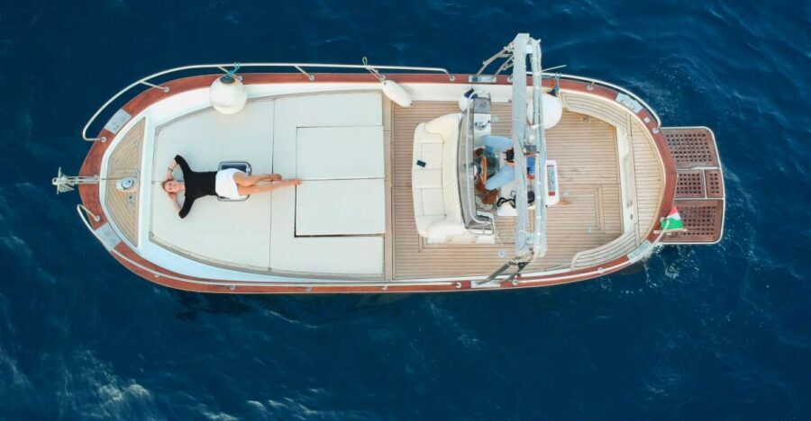 Amalfi Coast: Private Boat Trip with Prosecco and Snorkeling - Private 8-metre gozzo: the smart way to see the coast