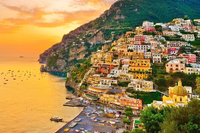 Amalfi Coast: Sunset Boat Tour with Fruit & Drinks | Small Group - Rounding Praiano: the swim break and the return view