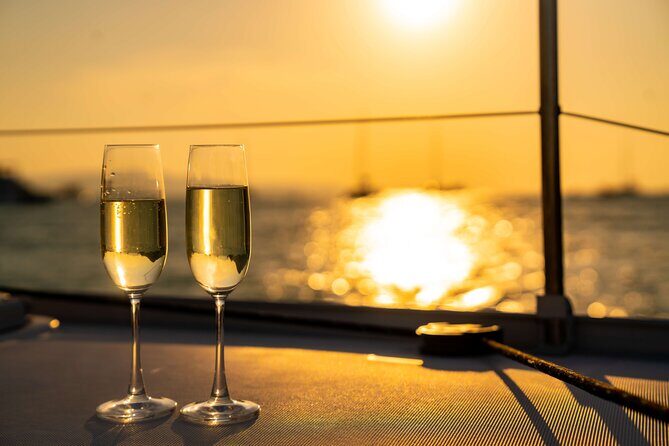 Amalfi Coast: Sunset Boat Tour with Fruit & Drinks | Small Group - Drinks and lemons: what’s included and how to get the most value