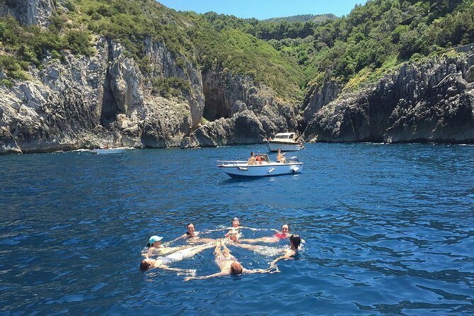 Amalfi to Capri Private Boat Tour - Choosing the right boat: open deck, speedboat, or more shade