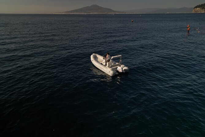Boat rental from Marina Grande di Sorrento - Getting Up to Speed on the Water: Instructions and Safety
