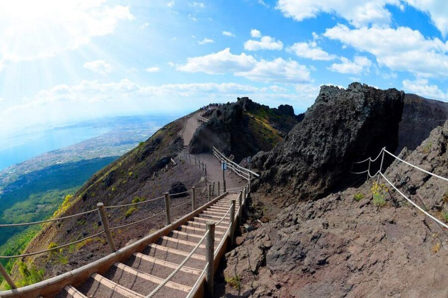 Campania Express Train Pompeii Tour with Vesuvius or Winery - A fast, train-first day from Sorrento to Pompeii