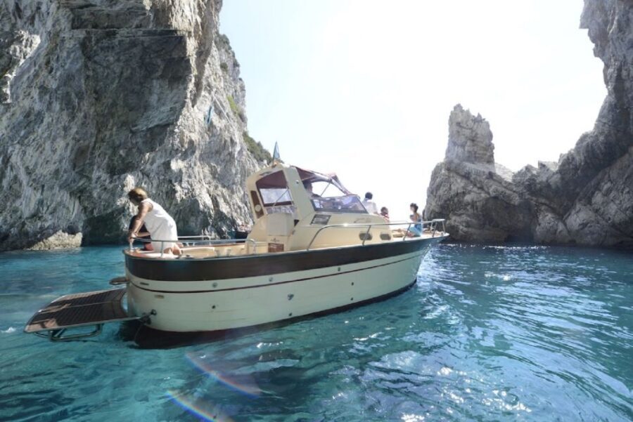 Capri: 2-Hour Boat Tour with Happy Hour - Happy Hour Limoncello: Drinks and Snacks That Fit the Sea Day