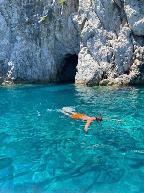 Capri: 3-Hour Private Boat Tour with Blue Grotto Visit - Capri’s Sea Route: Faraglioni, Arch of Love, and Famous Grottos