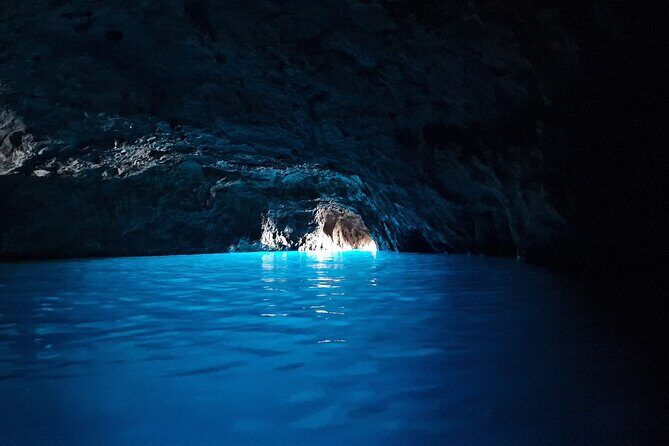 Capri & Anacapri Day Tour with Blue Grotto included from Sorrento - Hydrofoil from Sorrento: the fast start that sets the tone
