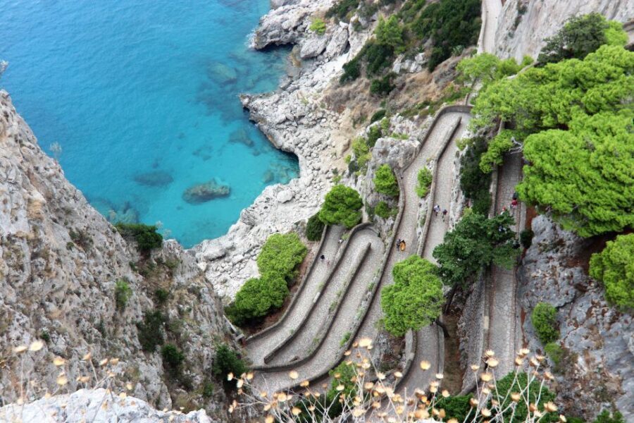 Capri and Anacapri tour: Faraglioni and Caves from Sorrento - Should you book it or choose a different Capri plan?