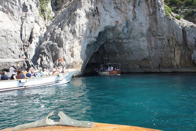 Capri & Blue Grotto Small Group Full-Day Boat Tour from Positano - Blue Grotto tickets: €18 at the entrance and the line question