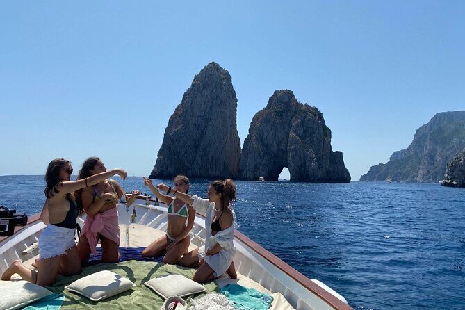 Capri Boat Tour: Grottoes, Swim & Sip Limoncello in a Small Group - Why This 2-Hour Capri Boat Tour Works So Well