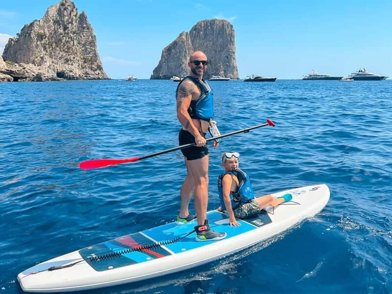 Capri: Caves and Beaches Paddle Board Tour. Photos included - From via Krupp toward the coast: what the guided paddle feels like
