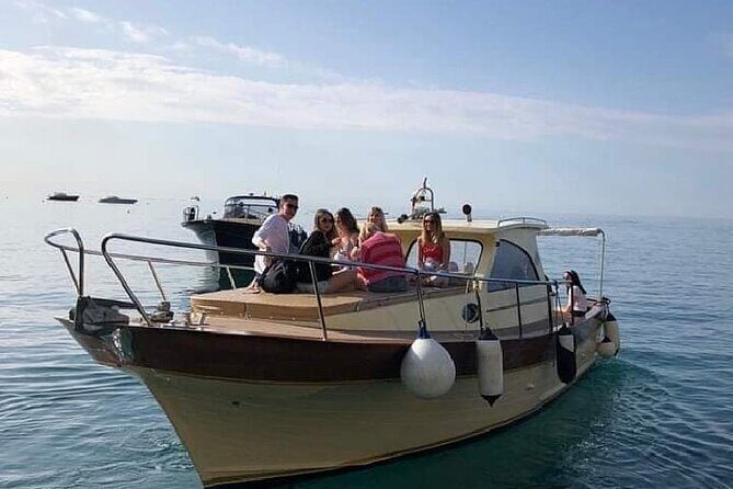 Capri Collective Boat Excursion from Positano - Timing and meeting point reality: starting at 9:30 am