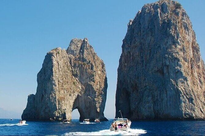Capri Deluxe/First to Blue Grotto/from Sorrento Positano & Amalfi - Hydrofoil, groups, and the reality of Capri timing