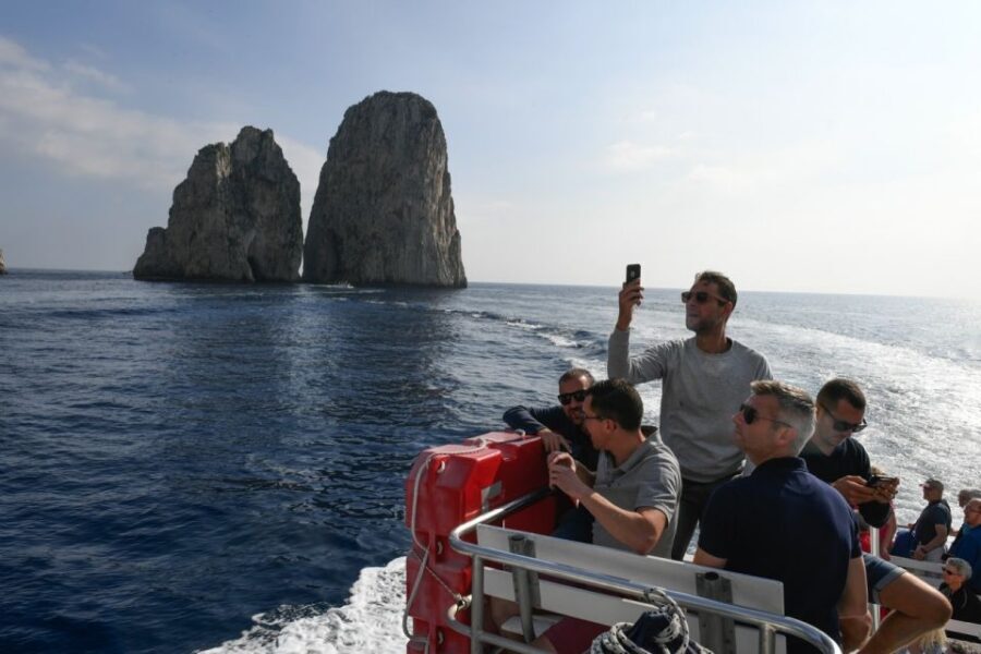 Capri: Guided Capri and Anacapri Experience - Limoncello Tasting in Typical Shops