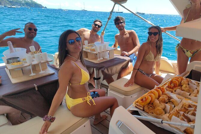 Capri in a Day All Inclusive Premium Boat Tour + City Visit - Coves and Caves: What You’ll See at Cala del Rio to Cala del Tombosiello