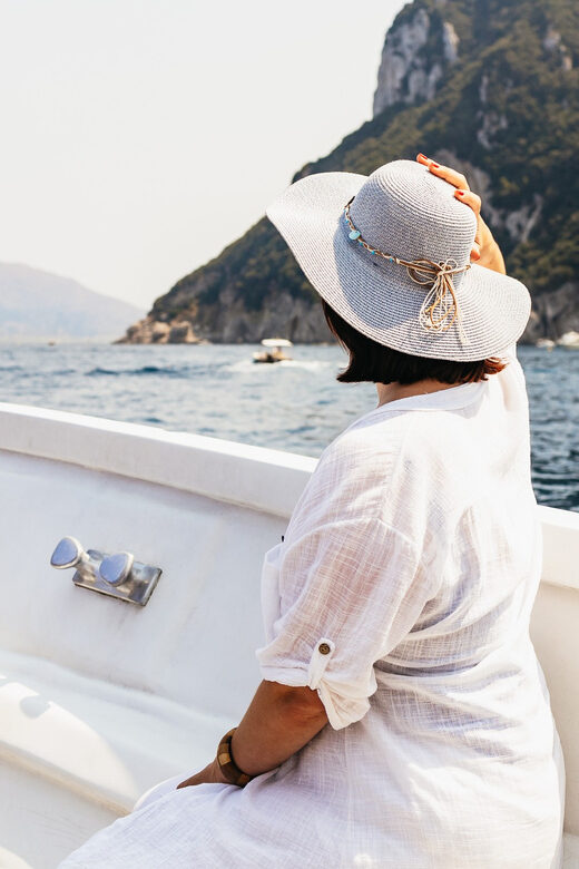Capri: Island Boat Tour and Optional Blue Grotto Visit - Duration reality check: why you might see 1 hour instead of 2