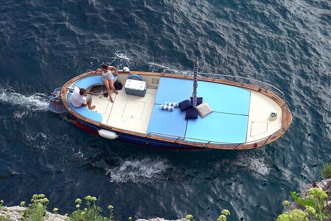 Capri magical boat tour for an unforgettable 3 hour experience. - Weather and Timing: The Practical Part of Booking Capri