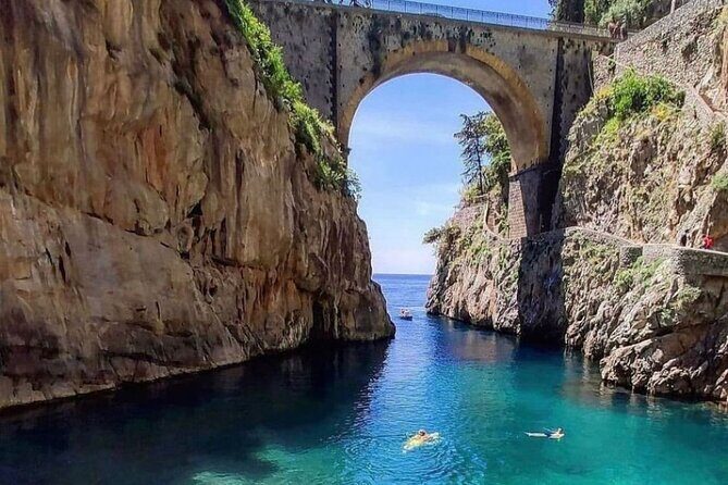 Capri Private Boat Tour - Stop 1: Bagni Regina Giovanna and the Sorrento Waterfall Moment