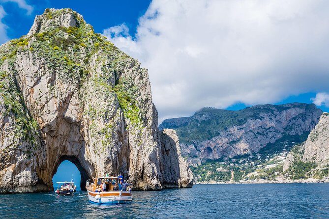 Capri Private Boat Tour from Sorrento, Positano or Amalfi - Choosing your departure point: Sorrento vs Positano vs Naples
