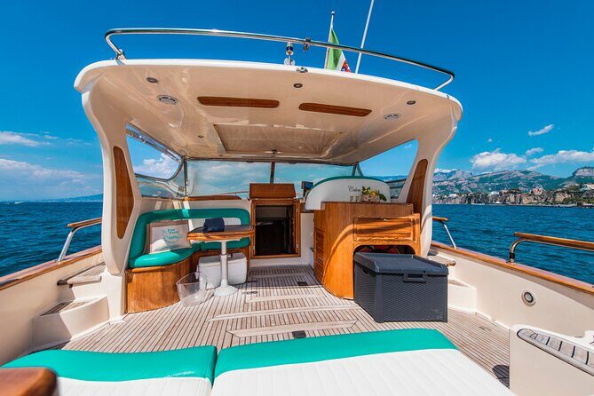 Capri Private Boat Tour from Sorrento, Positano or Naples - Gozzo F.lli Aprea 36 - Your flexible route around Capri (stop-by-stop)
