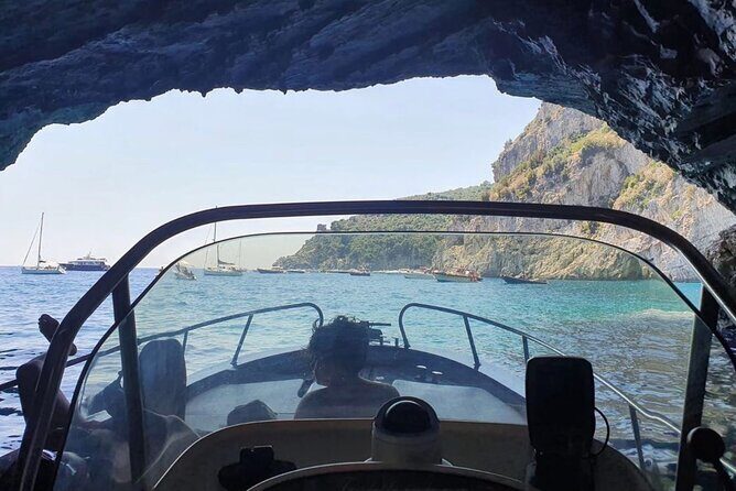 Capri Private Boat Tour from Sorrento - Premium 28ft Boat - Key points at a glance