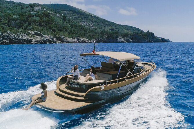 Capri Private Day Tour by Boat - Swimming and snorkeling: how to make the water time count