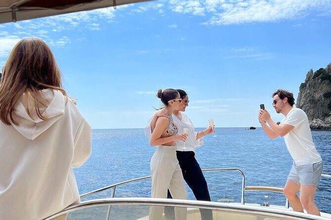 Capri Secret Corners Semi-Private Boat Tour with Local Captain - Key things that make this Capri boat tour worth your time