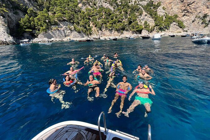 Capri Secret Corners Semi-Private Boat Tour with Local Captain - The pace around Capri: why short stops can still feel like a full day