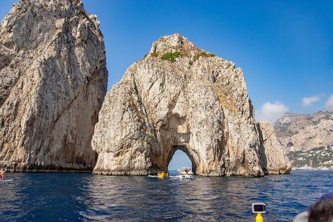 Capri Small-Group Boat Tour from Sorrento with Lunch & Snorkeling - Lunch, prosecco, and onboard comfort: what you’re actually paying for