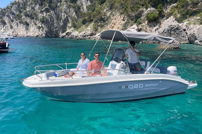 Capri Tour for Private Groups by Luxury Boat - From Sorrento to Capri: the “private” feel matters
