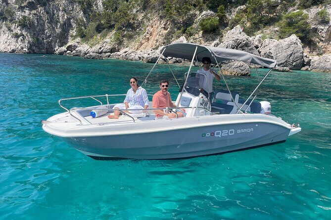 Capri Tour for Private Groups by Luxury Boat - Bagni Regina Giovanna and the Sorrento Coast waterfall stop
