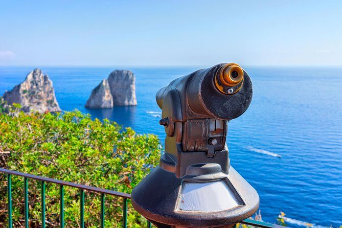 Capri Walking Tour with local guide - Capri’s Piazzetta: the island square that runs the show