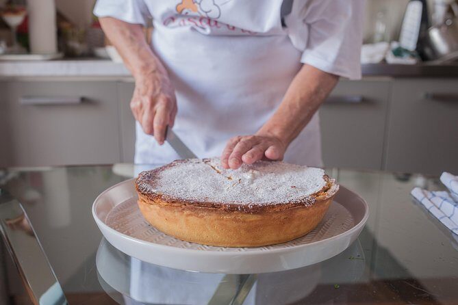 Cesarine: Small Group Pasta and Tiramisu Class in Sorrento - Prosecco Aperitivo First: How the Evening Gets Started
