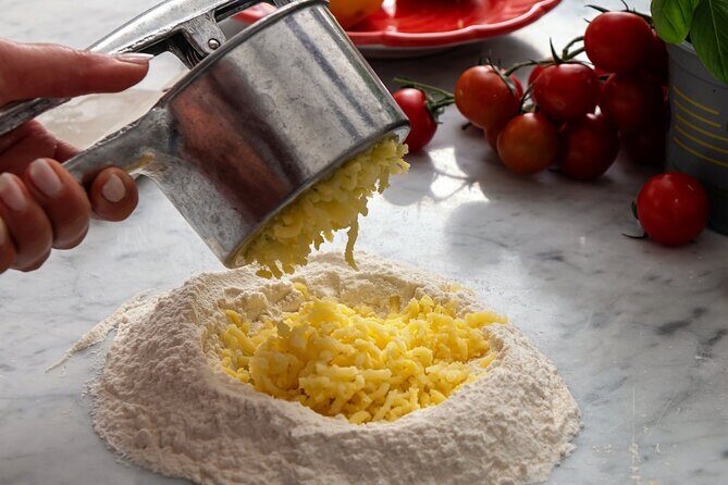 Cooking Class: Your Culinary Love Affair in Sorrento - Drinks Included: Wine, Prosecco, Limoncello, and Coffee