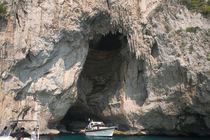 Discovery Capri Island by Boat from Capri - Marina Piccola and Celebrity Yachts: A Different Side of Capri