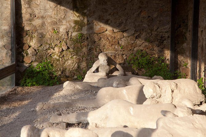 Explore the Pompeii Ruins from Positano - Things that can make or break your day