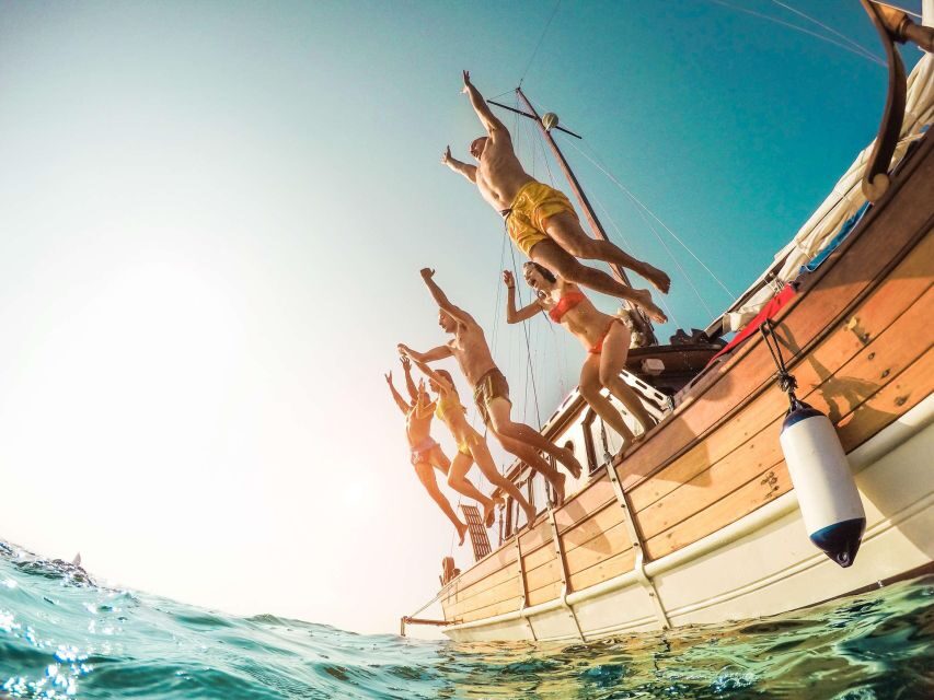 From Amalfi: Capri Island Boat Tour with Snorkeling & Drinks - From Amalfi’s Darsena pier: logistics that don’t waste your day