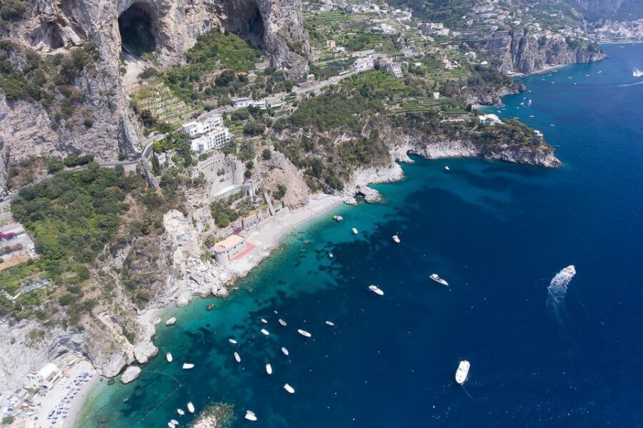 From Positano: Amalfi Coast Boat Tour - Li Galli private islands: the celebrity-hideaway pass-by