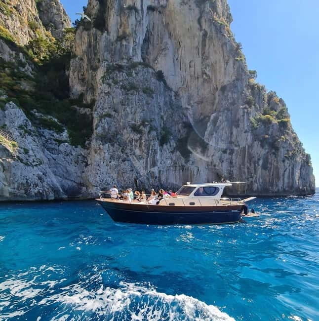 From Sorrento: Amalfi Coast Small Group Boat Day Tour - Getting on the boat: Sorrento’s meeting point and first impressions